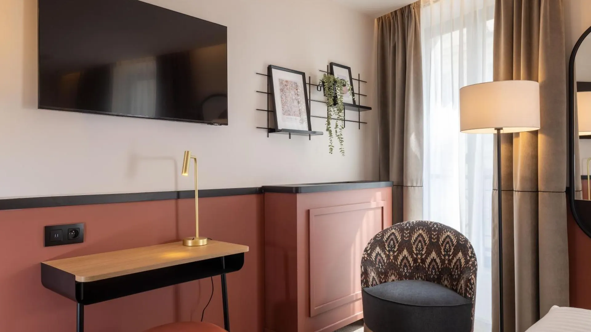 Hotel Grand Coeur Latin 4*