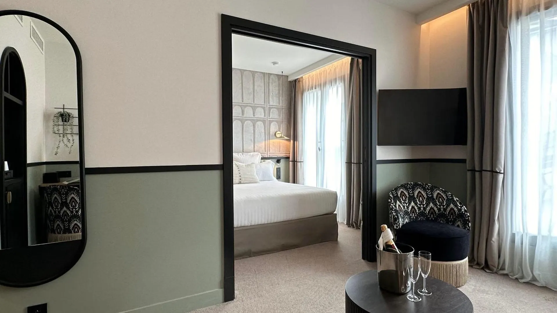 Grand Coeur Latin Hotel